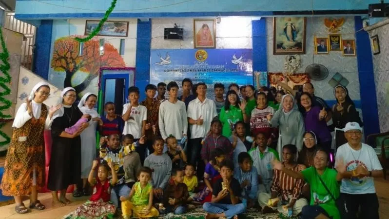 keluarga fransiskan bekasi 2